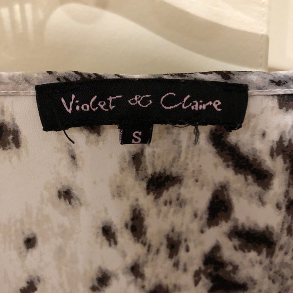 Animal print Button down blouse - Picture 3 of 3